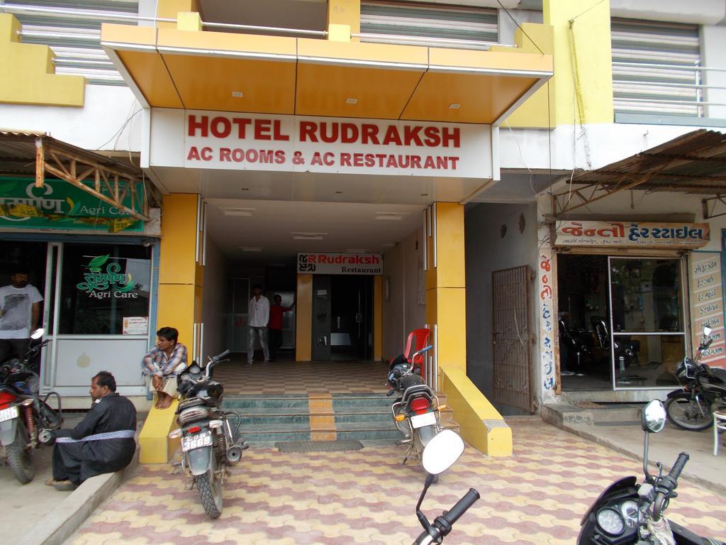 Hotel Rudraksh Virani Eksteriør bilde